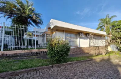 Casa com 3 quartos à venda na rua pinaré, 203, vila assunção, porto alegre por r$ 1.200.000