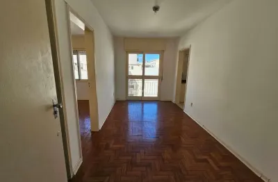 Apartamento com 1 quarto à venda na rua espírito santo, 261, centro histórico, porto alegre por r$ 248.000