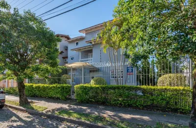 Casa com 3 quartos à venda na rua luiz delfino, 99, espírito santo, porto alegre por r$ 749.000