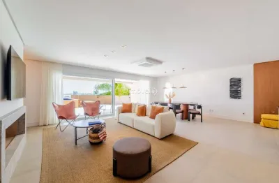 Apartamento com 3 quartos à venda na rua maracá, 187, vila assunção, porto alegre por r$ 4.790.000