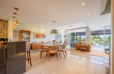 Casa com 3 quartos à venda na Rua Simão Bolívar, 315, Vila Conceição, Porto Alegre por R$ 1.980.000