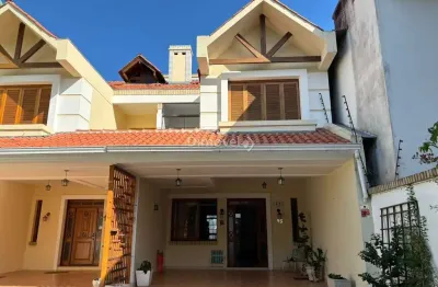 Casa em condomínio fechado com 3 quartos à venda na Rua Engenheiro Coelho Parreira, 45, Ipanema, Porto Alegre por R$ 750.000