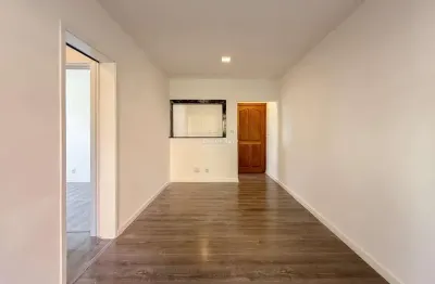 Apartamento com 2 quartos à venda na rua doutor barcelos, 1200, tristeza, porto alegre por r$ 330.000
