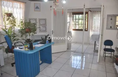 Casa com 3 quartos à venda na rua liberal, 1115, tristeza, porto alegre por r$ 450.000