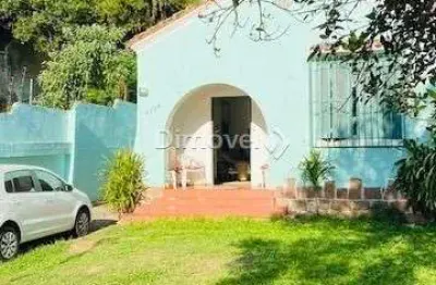 Casa com 3 quartos à venda na avenida guaíba, 4226, vila assunção, porto alegre por r$ 950.000