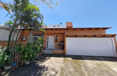 Casa com 4 quartos à venda na rua tupã, 141, vila assunção, porto alegre por r$ 1.190.000