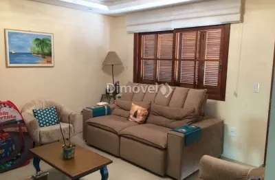 Casa com 3 quartos à venda na rua carlos nobre, 201, ipanema, porto alegre por r$ 499.000