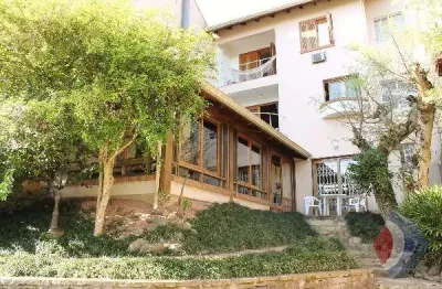 Casa com 3 quartos à venda na rua edgar luiz schneider, 55, jardim isabel, porto alegre por r$ 900.000