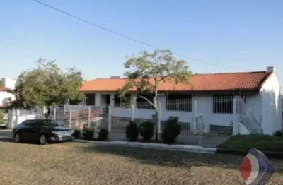 Casa com 5 quartos à venda na rua omagua, 68, vila assunção, porto alegre por r$ 2.800.000