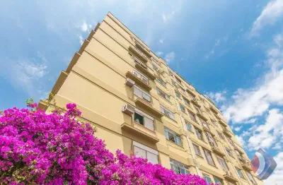 Apartamento com 2 quartos à venda na rua doutor campos velho, 519, cristal, porto alegre por r$ 450.000