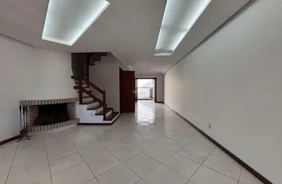 Casa com 3 quartos à venda na rua carlos nobre, 179, ipanema, porto alegre por r$ 437.000
