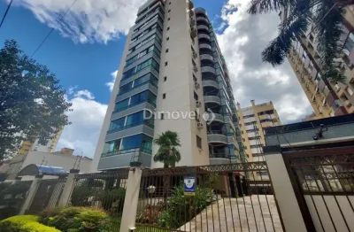 Apartamento com 3 quartos para alugar na Rua Visconde do Herval, 472, Menino Deus, Porto Alegre por R$ 4.500