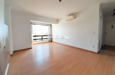 Apartamento com 2 quartos para alugar na rua álvaro guterres, 157, tristeza, porto alegre por r$ 1.700