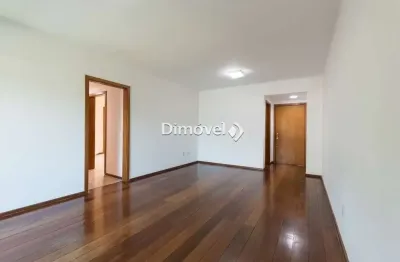 Apartamento com 3 quartos para alugar na rua santa vitória, 40, tristeza, porto alegre por r$ 3.500