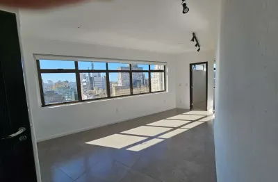 Sala comercial para alugar na rua dos andradas, 1137, centro histórico, porto alegre por r$ 2.000