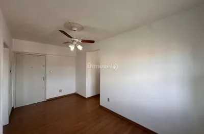 Apartamento com 3 quartos para alugar na avenida princesa isabel, 160, santana, porto alegre por r$ 1.600