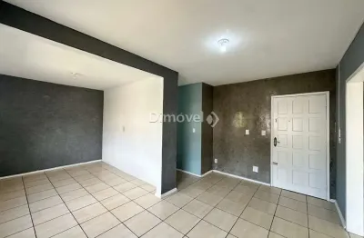 Apartamento com 2 quartos para alugar na rua joaquim de carvalho, 110, vila nova, porto alegre por r$ 1.200