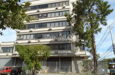 Sala comercial para alugar na rua barão de cerro largo, 11, menino deus, porto alegre por r$ 800