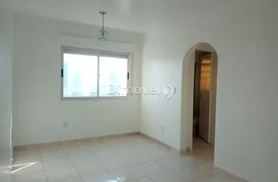 Apartamento com 2 quartos para alugar na avenida icaraí, 1030, cristal, porto alegre por r$ 1.600