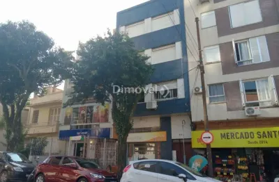 Apartamento com 1 quarto para alugar na rua duque de caxias, 576, centro, porto alegre por r$ 1.250