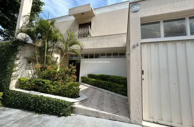 Casa com 2 quartos à venda na Rua Satelite, 200, Chácara Urbana, Jundiaí por R$ 3.200.000