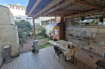 Apartamento com 3 quartos à venda na Avenida Protásio Alves, 2753, Petrópolis, Porto Alegre