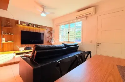Casa em condomínio fechado com 3 quartos à venda na Avenida José Aloísio Filho, Humaitá, Porto Alegre