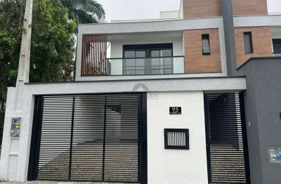 Sobrado geminado no glória com 3 quartos para venda, 152 m²