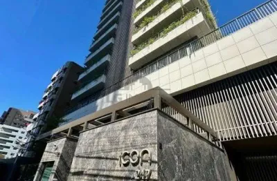 Apartamento no centro com 3 quartos para venda, 183 m²
