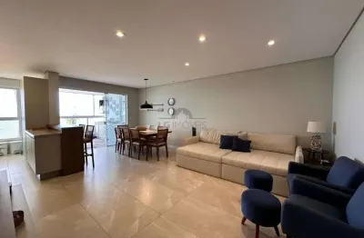 Apartamento no centro com 3 quartos para venda, 115 m²