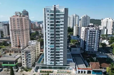 Apartamento no centro com 2 quartos para venda, 77 m²