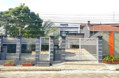 Casa no floresta com 4 quartos para locação, 249 m²