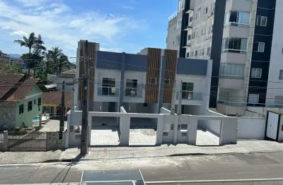 Sobrado geminado no costa e silva com 3 quartos para venda, 194 m²