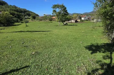 Terreno à venda na Avenida Nereu Ramos, Santa Lídia, Penha