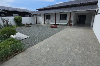 Casa com 3 quartos à venda na Avenida Nereu Ramos, Centro, Penha
