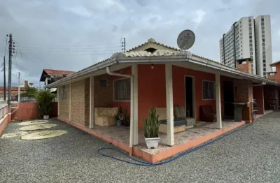 Casa com 8 quartos à venda na Avenida Nereu Ramos, 1317, Praia Alegre, Penha