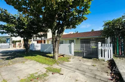 Terreno à venda na Rua São Mateus, 527, Caiobá, Matinhos