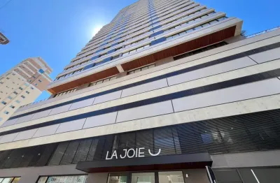 Vendo  apartamento pronto para morar  de 2 suítes bairro meia praia itapema-sc.