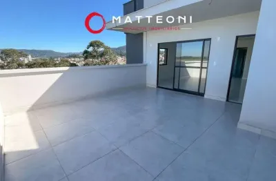 Cobertura em oficinas com vista permanente — 3 dormitórios, 1 suíte e living amplo