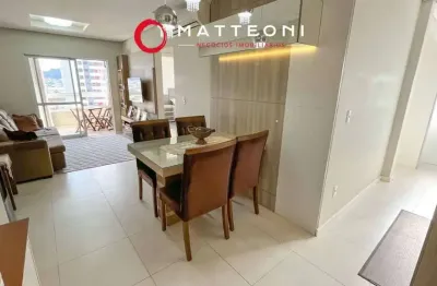 Oportunidade no centro | apartamento semimobiliado com sacada e churrasqueira por r$449 mil