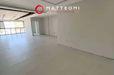 Apartamento de 165m² a 200 metros do mar — 3 suítes em laguna