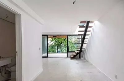 Apartamento 2 quartos, reformado, rua vinicius de moraes - ipanema