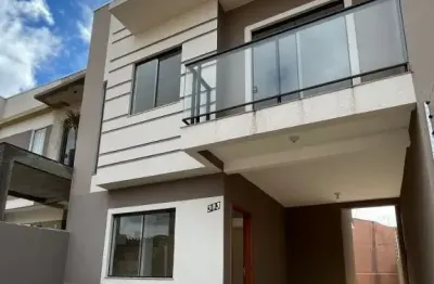 Casa com 3 quartos à venda na Rua Aleixo Barszcz, 319, Uvaranas, Ponta Grossa