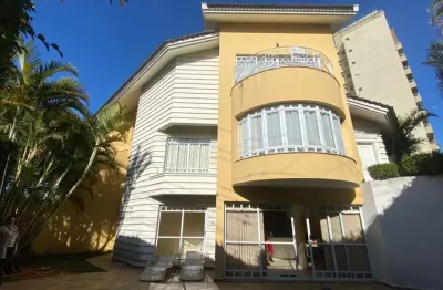 Casa comercial para alugar na Rua Barão do Cerro Azul, 208, Centro, Ponta Grossa