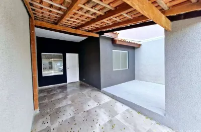 Casa para Locação de 02 Dormitórios Recém Reformada, no Bairro Estados em Fazenda Rio Grande