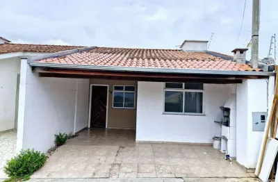 Casa para Locação de 02 Dormitórios no Bairro Estados em Fazenda Rio Grande no Residencial Bela Vista