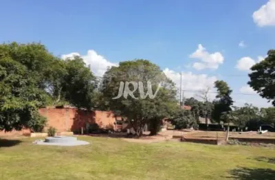 Chacara vale do sol , indaiatuba sp  área total 1000 mtrs área construída 90 mtrs nos fundos do terreno. área interna 1 quarto 1 banheiro e 1 cozinha. área externa varanda bem grande com outra cozinha