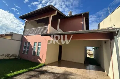 Casa com 4 quartos à venda no Jardim Regina, Indaiatuba , 250 m2 por R$ 742.000