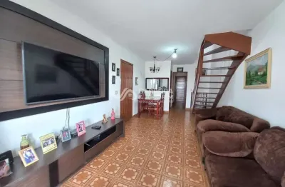 Sobrado a venda 3 dormitórios, 1 suite, sala, cozinha, área gourmet com churrasqueira, 2 vagas de garagem, jardim monte azul, metrô giovanni gronchi.