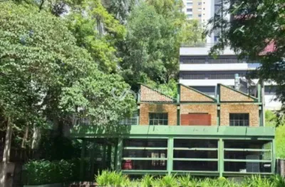 Prédio comercial para locação na vila andrade, são paulo-sp: amplo espaço, 2 banheiros e 450m² de área